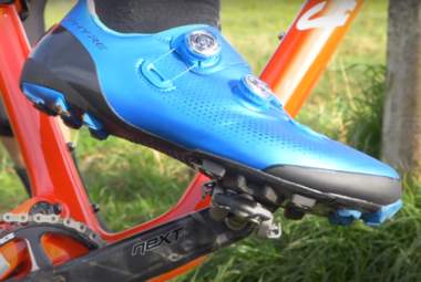 mountain bike shoes